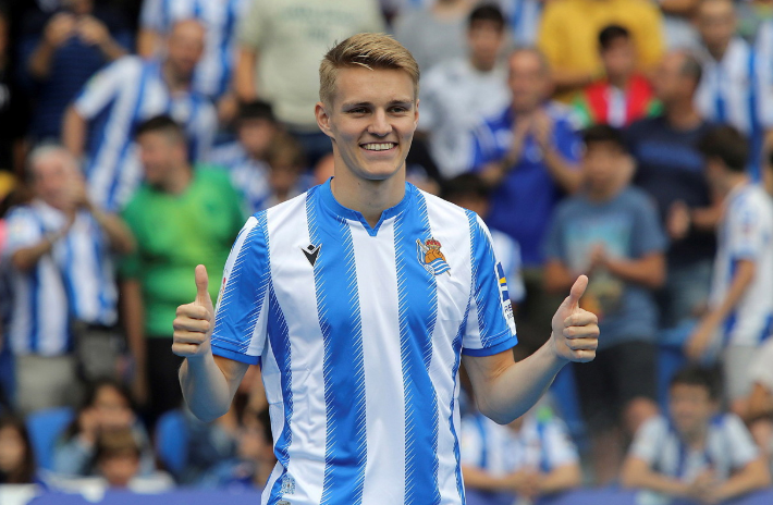 西亚卡姆新星夺冠表现突出，皇家马德里前途光明！赛场气氛高涨(萨巴伦卡最新比赛结果)-爱游戏唯一官方网站