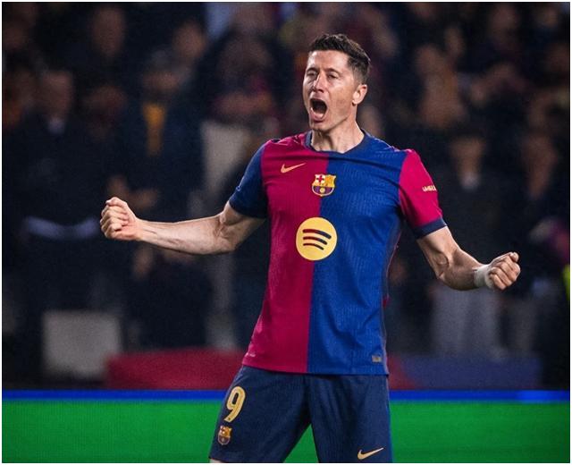 莱万多夫斯基受伤了-爱游戏